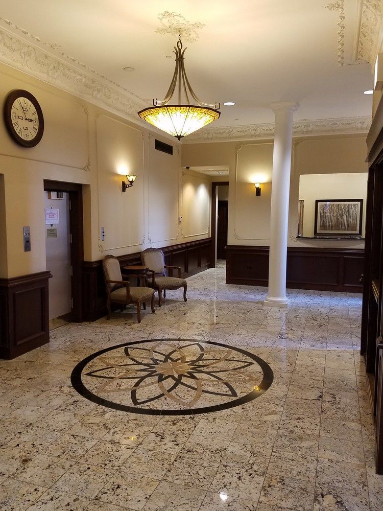 Dewitt Hotel And Suites Chicago Exterior photo